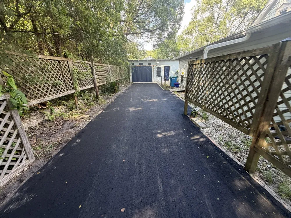 18406 HIGH SPRINGS MAIN STREET High Springs, FL 32643