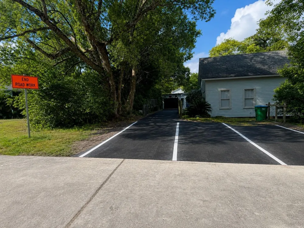 18406 HIGH SPRINGS MAIN STREET High Springs, FL 32643