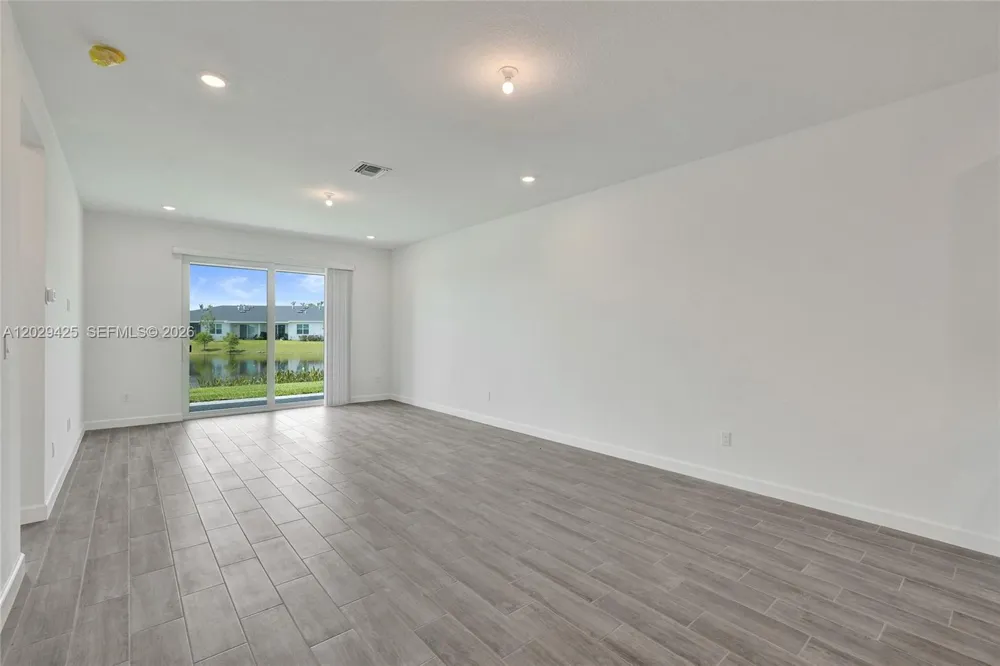 3777 Harborside Ave Fort Pierce, FL 34946