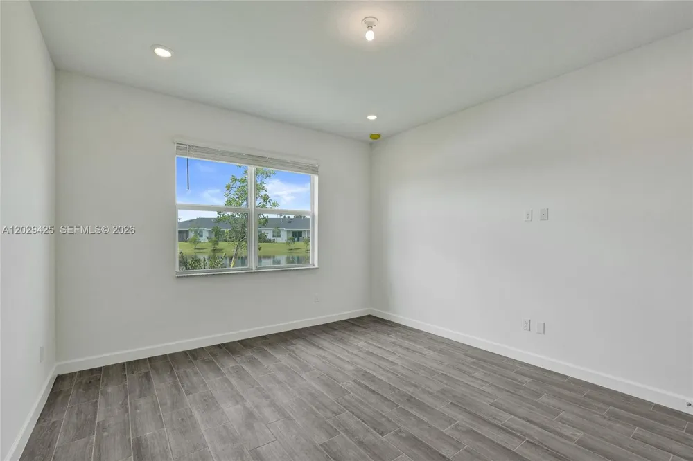3777 Harborside Ave Fort Pierce, FL 34946