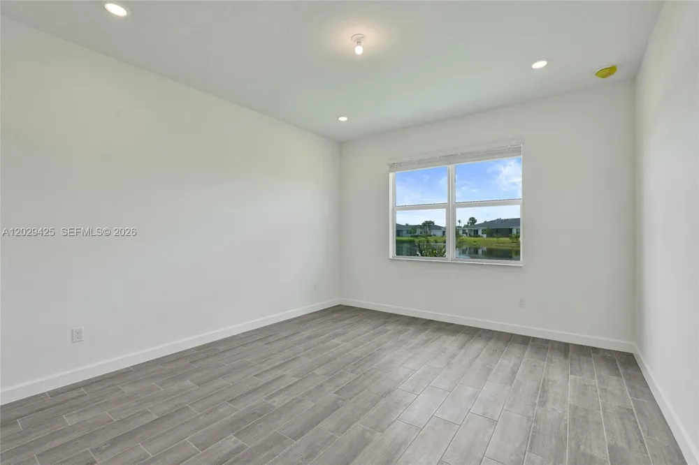 3777 Harborside Ave Fort Pierce, FL 34946