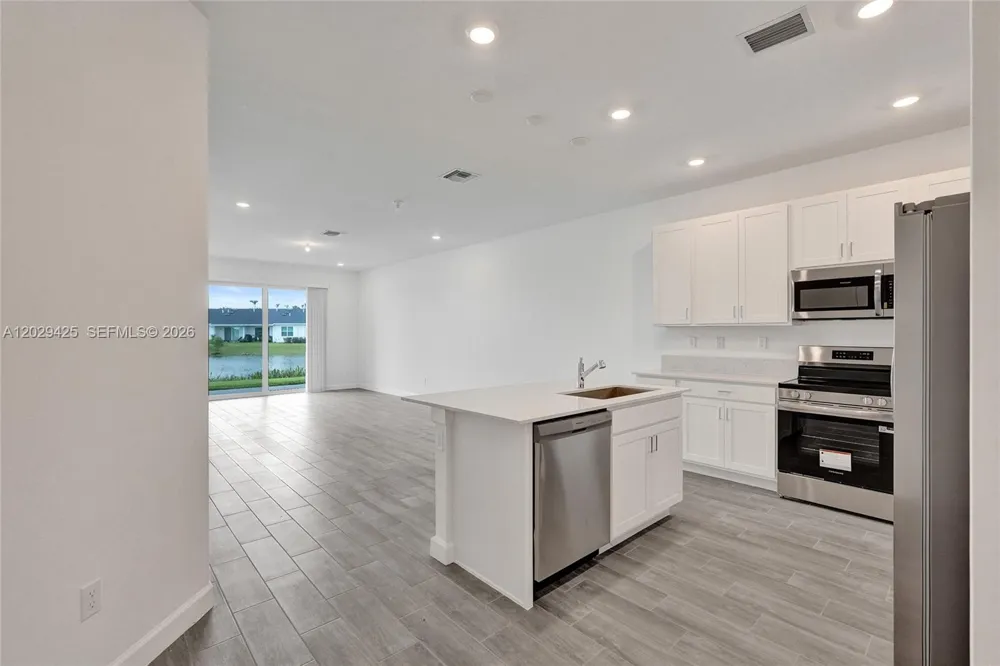 3777 Harborside Ave Fort Pierce, FL 34946