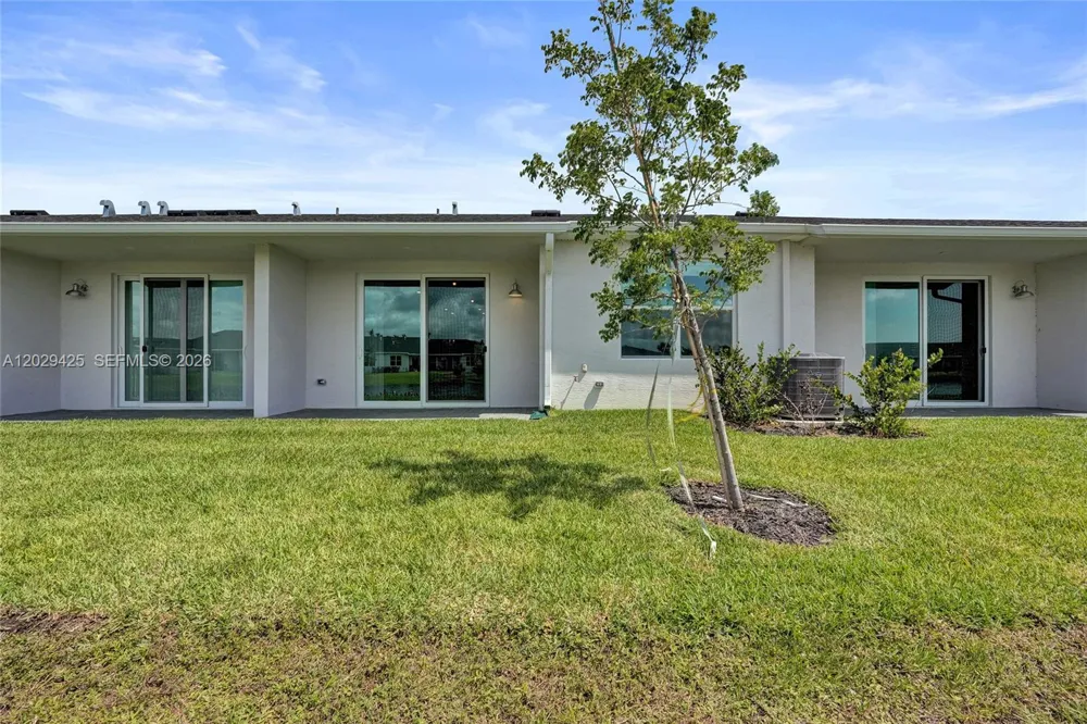 3777 Harborside Ave Fort Pierce, FL 34946