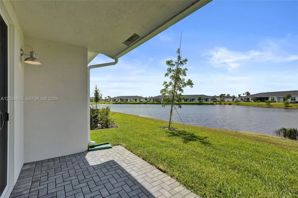 3777 Harborside Ave Fort Pierce, FL 34946