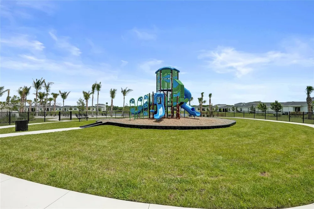 3777 Harborside Ave Fort Pierce, FL 34946