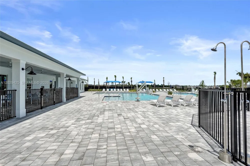 3777 Harborside Ave Fort Pierce, FL 34946