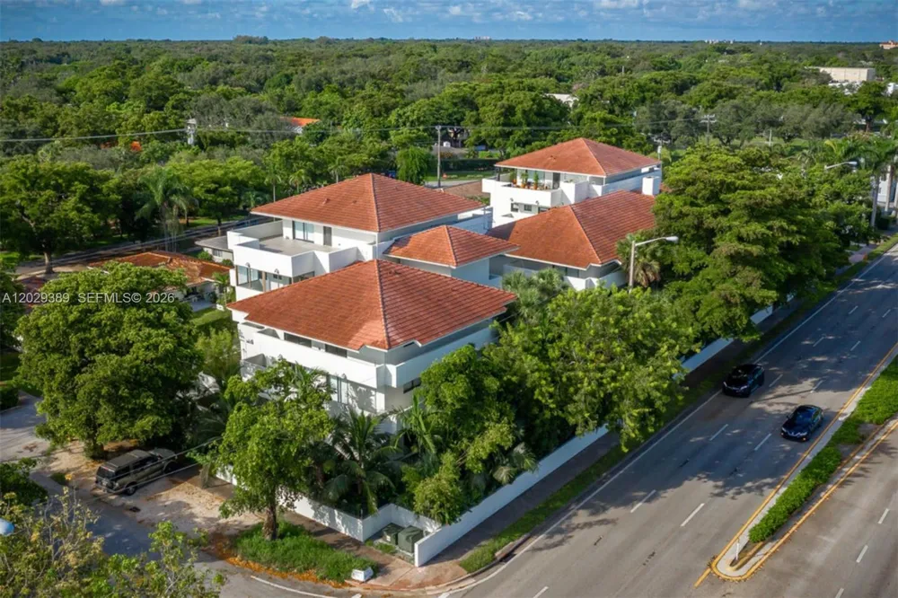 800 S Dixie Hwy 106 Hwy #106 Coral Gables, FL 33146