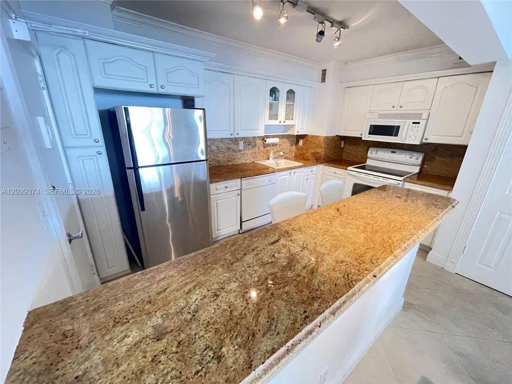 9195 Collins Ave #1001 Surfside, FL 33154