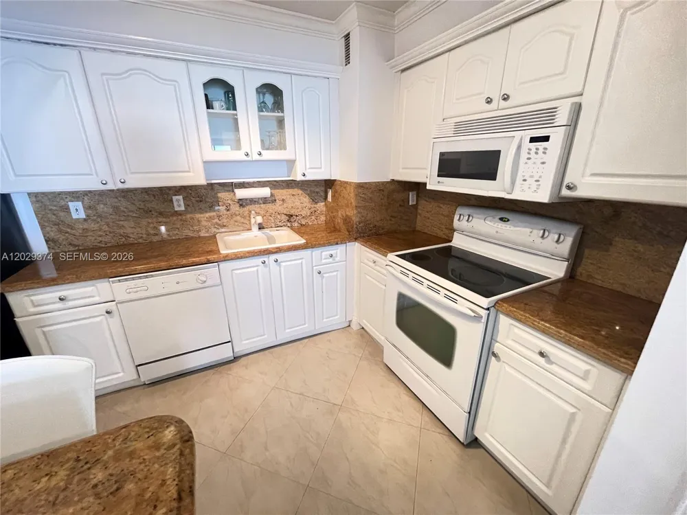 9195 Collins Ave #1001 Surfside, FL 33154