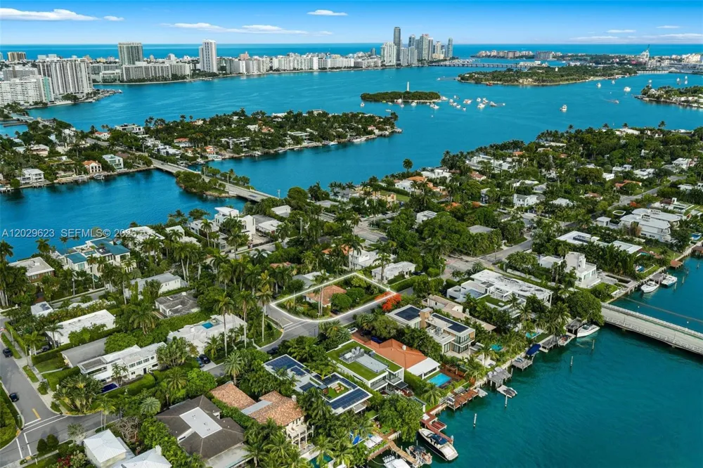455 W Dilido Dr Miami Beach, FL 33139