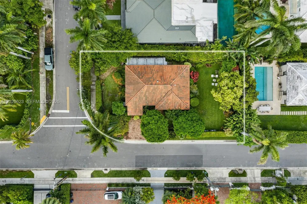 455 W Dilido Dr Miami Beach, FL 33139