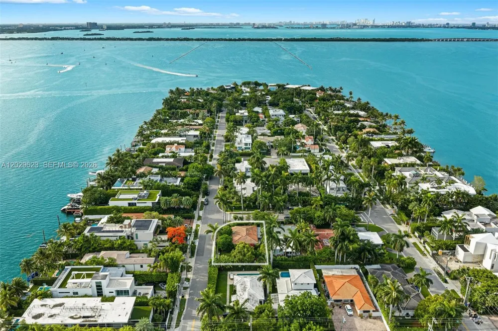 455 W Dilido Dr Miami Beach, FL 33139
