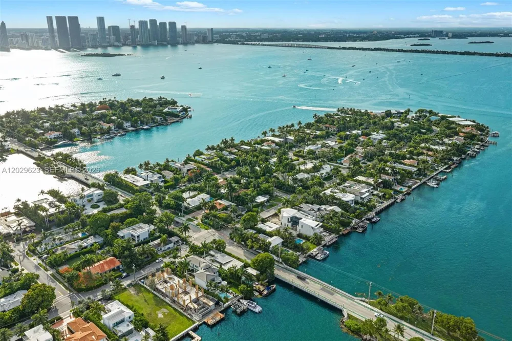 455 W Dilido Dr Miami Beach, FL 33139