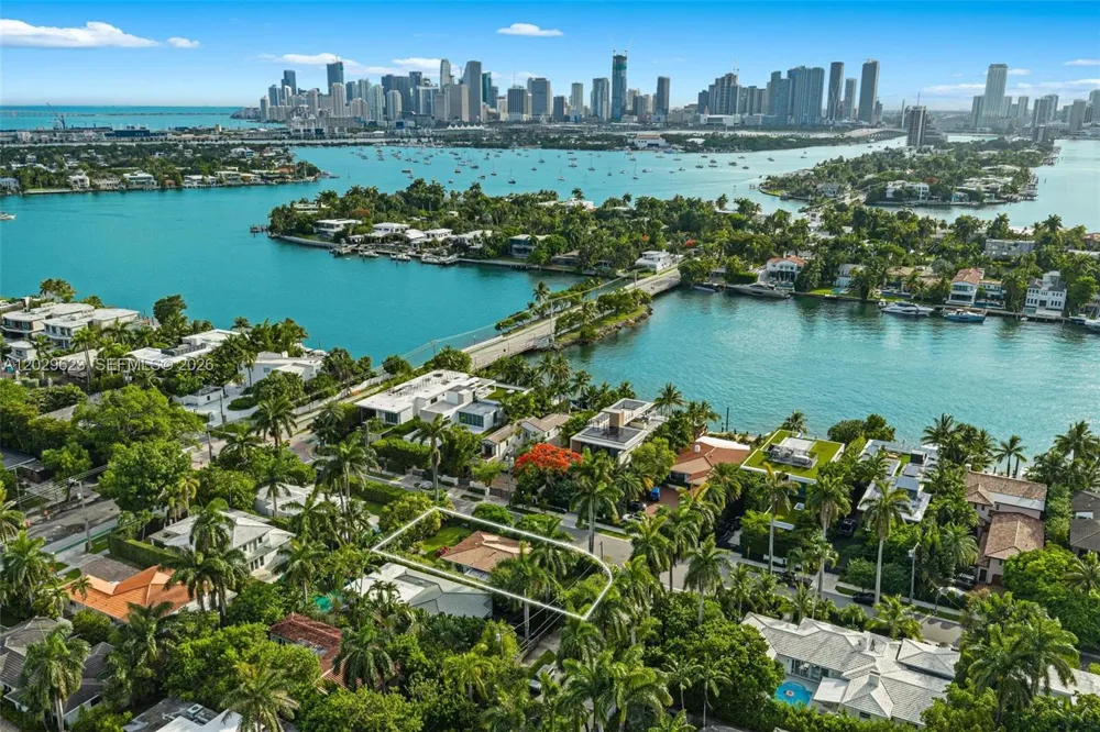 455 W Dilido Dr Miami Beach, FL 33139