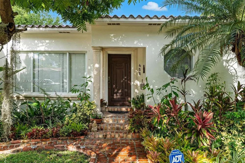 455 W Dilido Dr Miami Beach, FL 33139