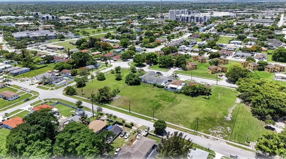 10330 SW 178th St Miami, FL 33157