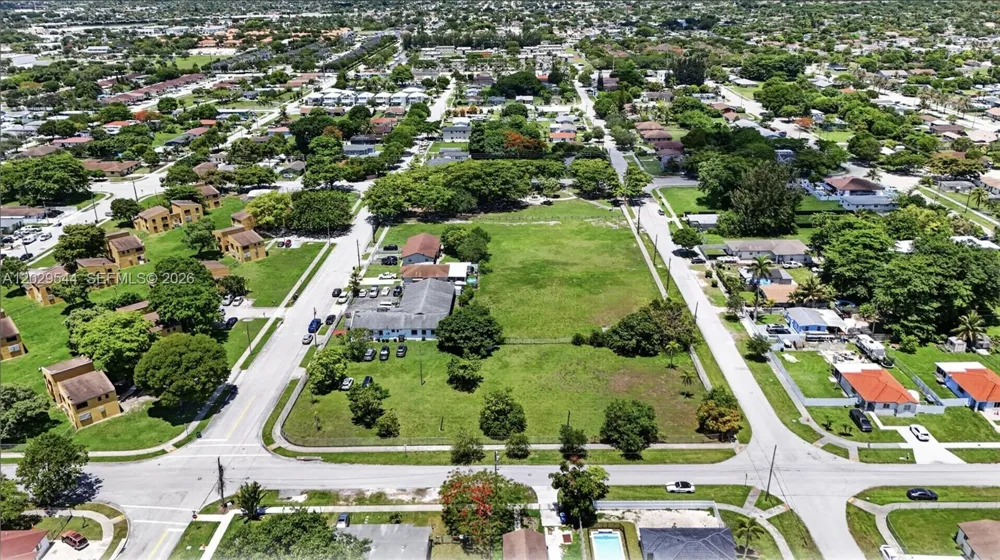 10330 SW 178th St Miami, FL 33157