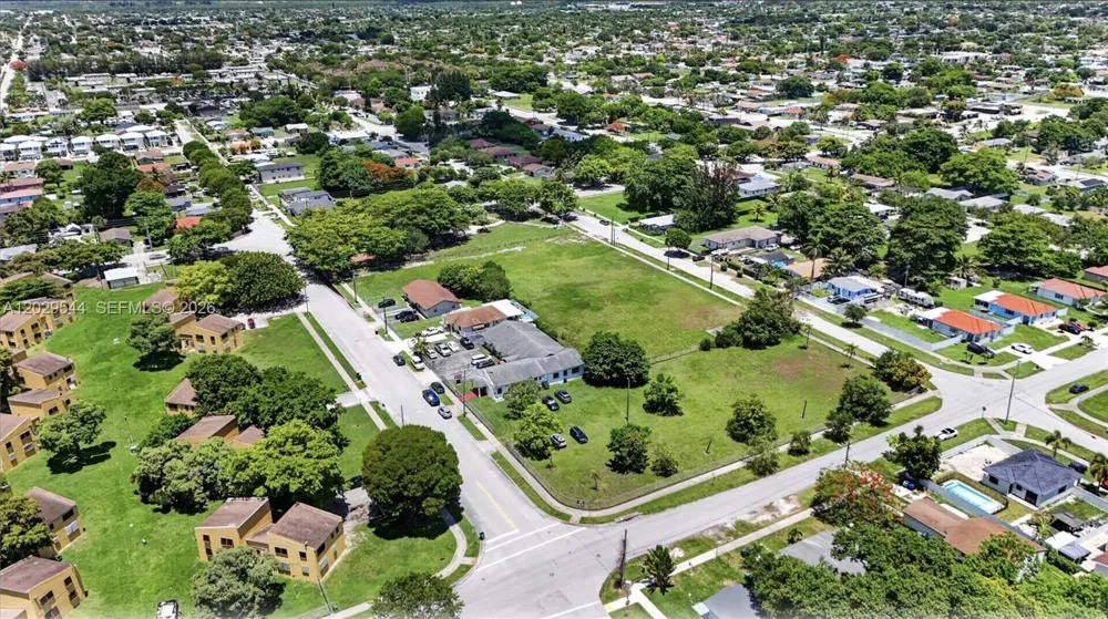 10330 SW 178th St Miami, FL 33157