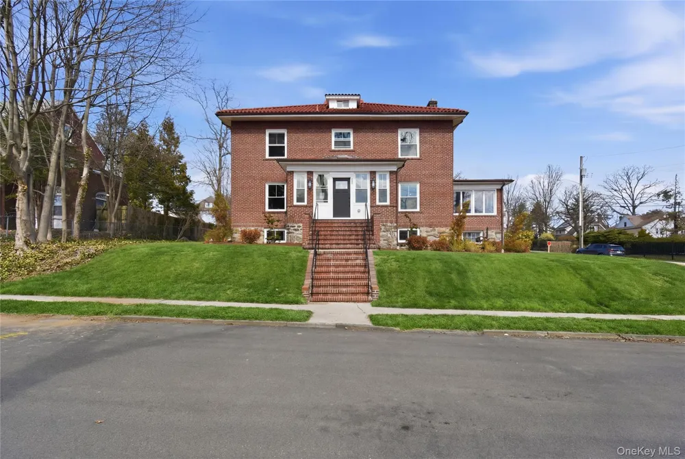 55 Stuyvesant Plaza Mount Vernon, NY 10552