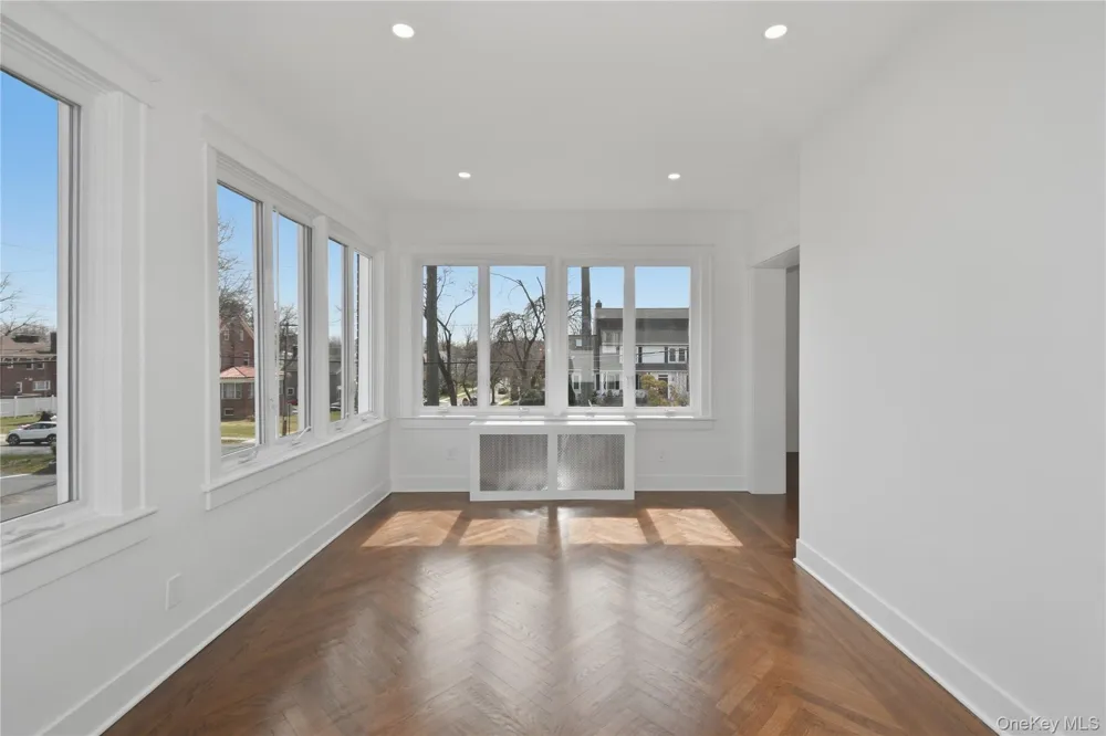 55 Stuyvesant Plaza Mount Vernon, NY 10552