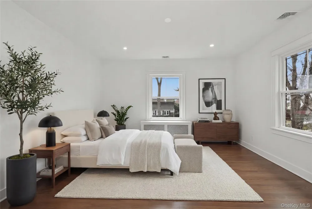 55 Stuyvesant Plaza Mount Vernon, NY 10552
