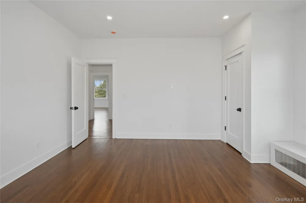55 Stuyvesant Plaza Mount Vernon, NY 10552