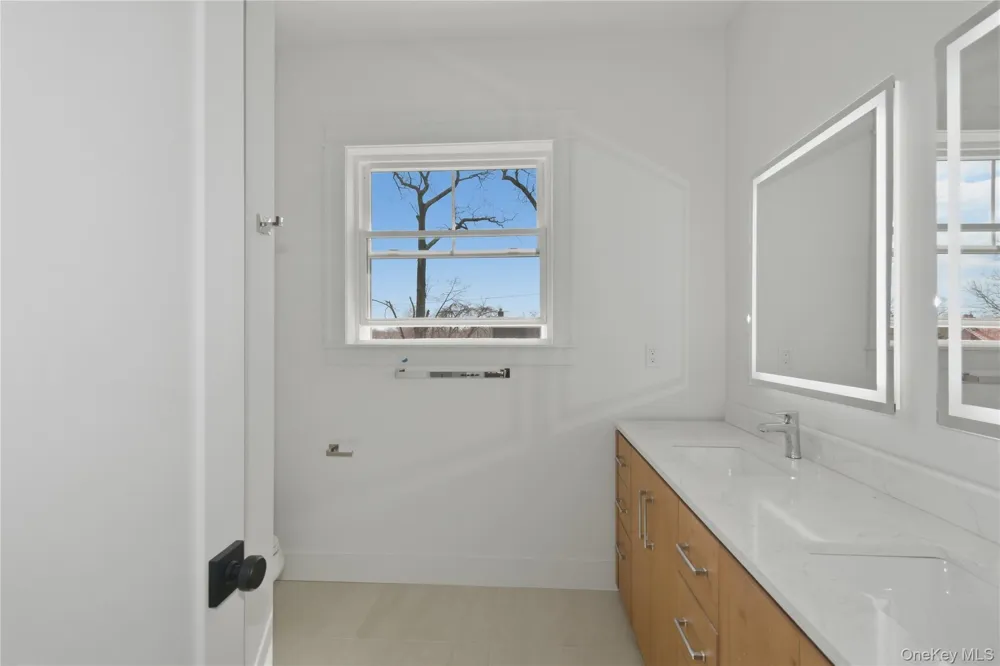55 Stuyvesant Plaza Mount Vernon, NY 10552
