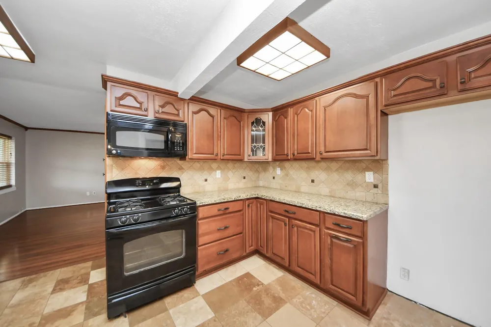 1110 E Brown Lane Deer Park, TX 77536