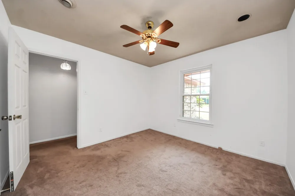 1110 E Brown Lane Deer Park, TX 77536