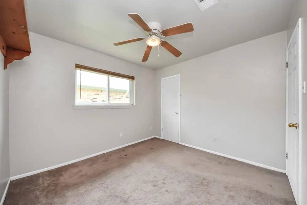 1110 E Brown Lane Deer Park, TX 77536