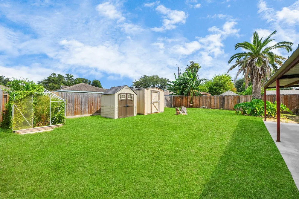 1110 E Brown Lane Deer Park, TX 77536