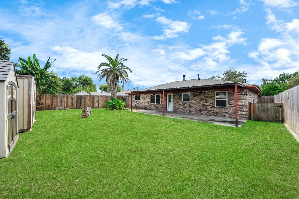 1110 E Brown Lane Deer Park, TX 77536