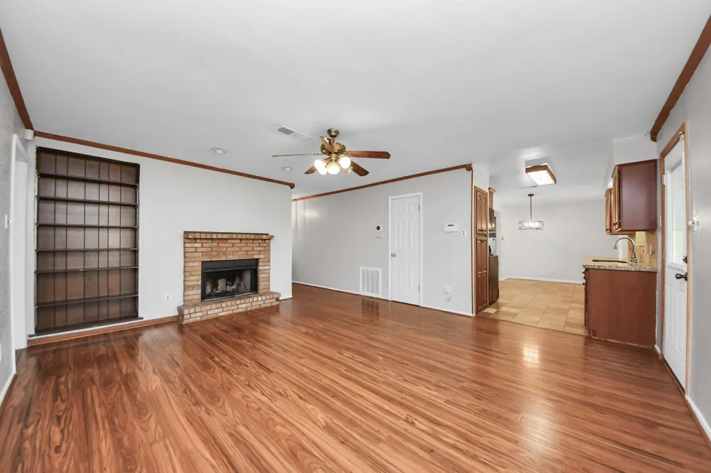 1110 E Brown Lane Deer Park, TX 77536