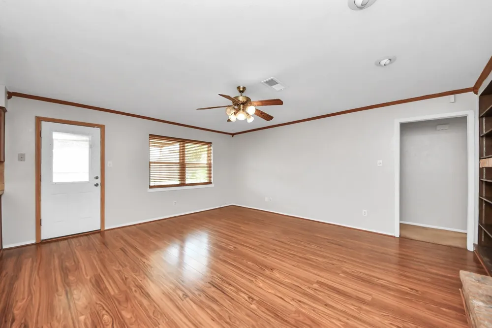 1110 E Brown Lane Deer Park, TX 77536