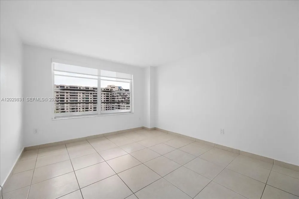 199 Ocean Lane Dr #911 Key Biscayne, FL 33149