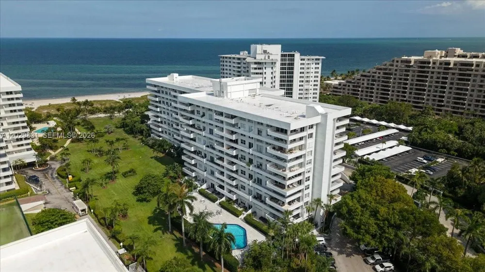 199 Ocean Lane Dr #911 Key Biscayne, FL 33149