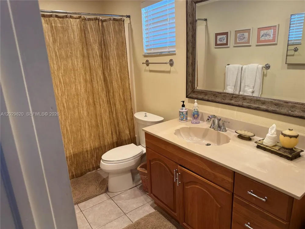 118 Cortez Dr #B Islamorada, FL 33036