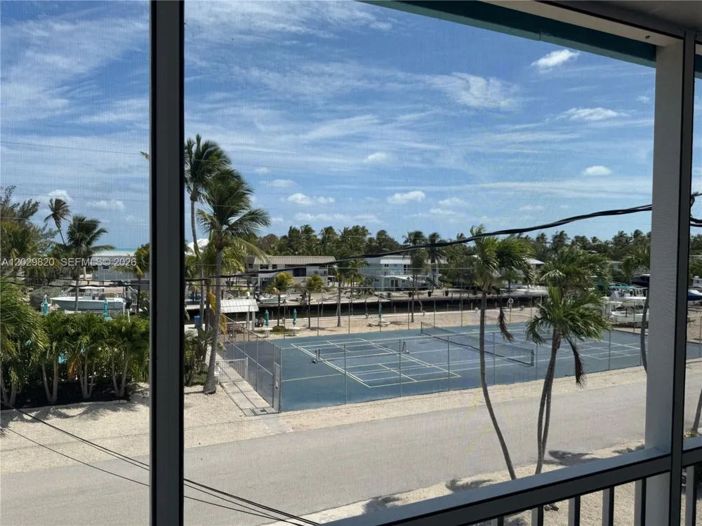 118 Cortez Dr #B Islamorada, FL 33036