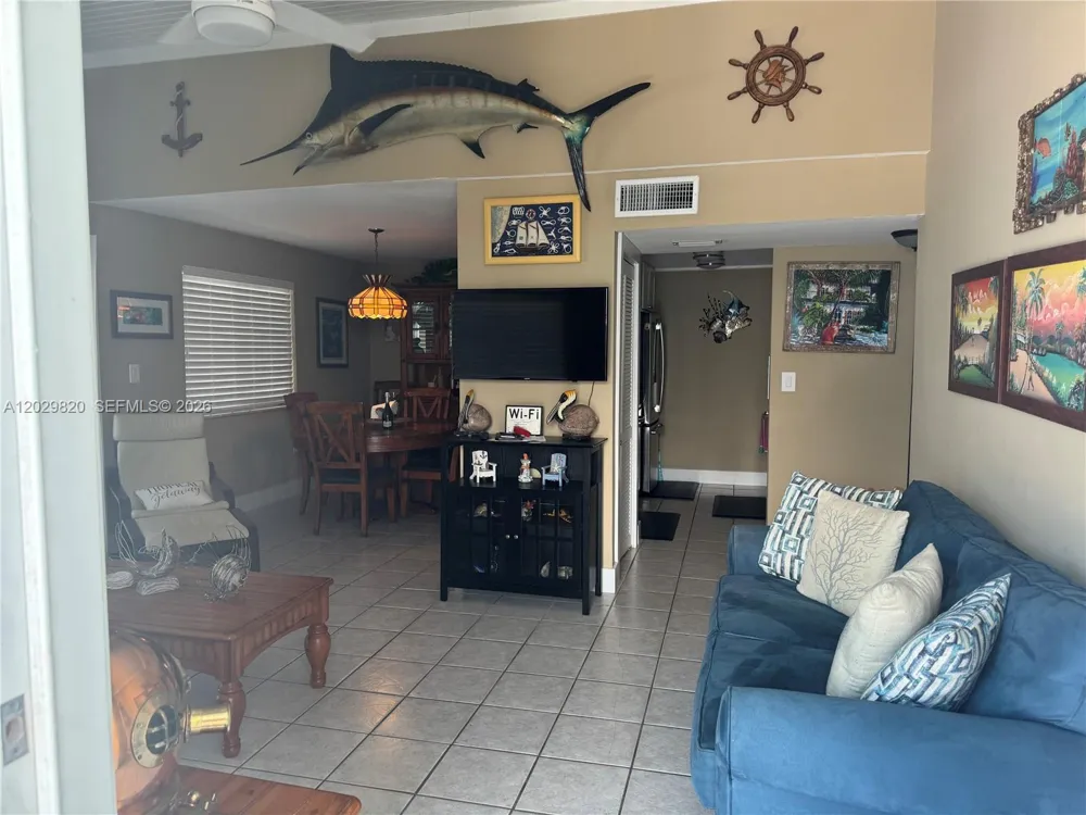 118 Cortez Dr #B Islamorada, FL 33036