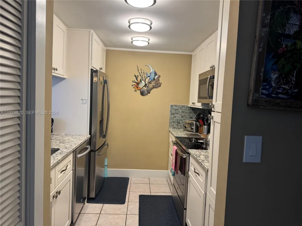118 Cortez Dr #B Islamorada, FL 33036