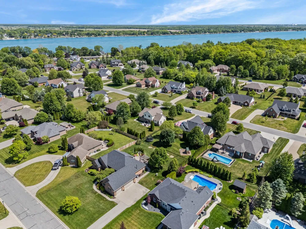 4360 Irene Drive St Clair Township, MI 48079