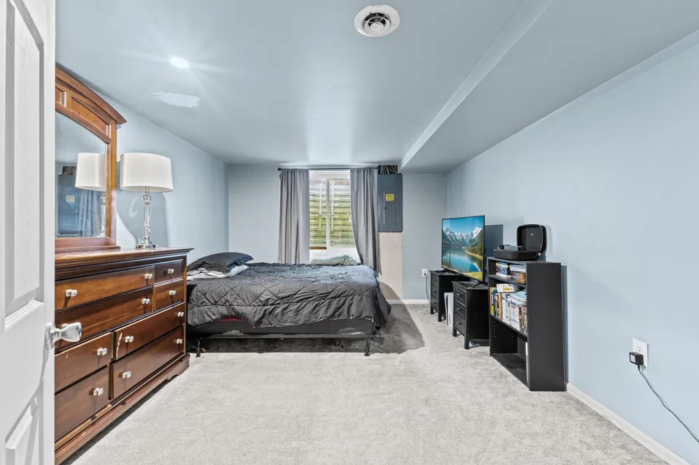 4360 Irene Drive St Clair Township, MI 48079