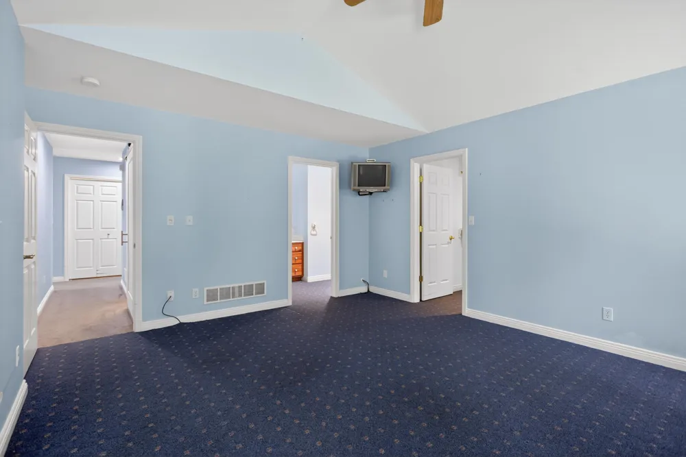 7655 Riverside Road Brooklyn, MI 49230