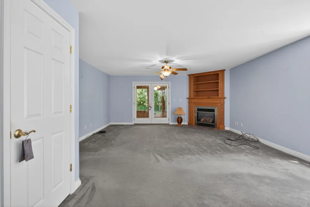 7655 Riverside Road Brooklyn, MI 49230