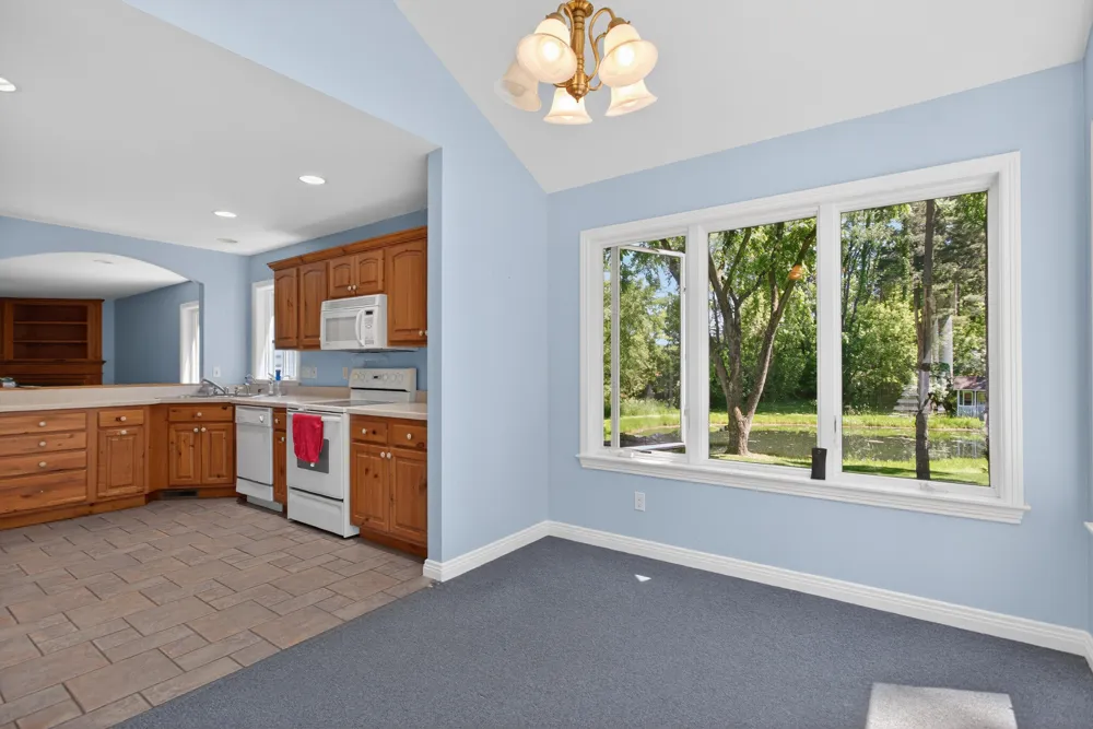 7655 Riverside Road Brooklyn, MI 49230