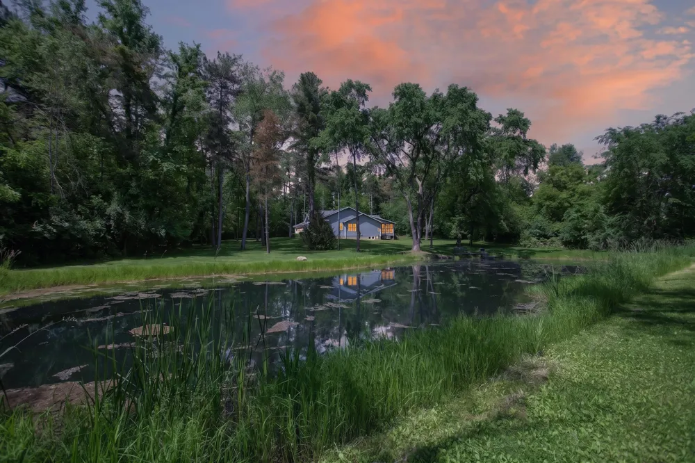 7655 Riverside Road Brooklyn, MI 49230