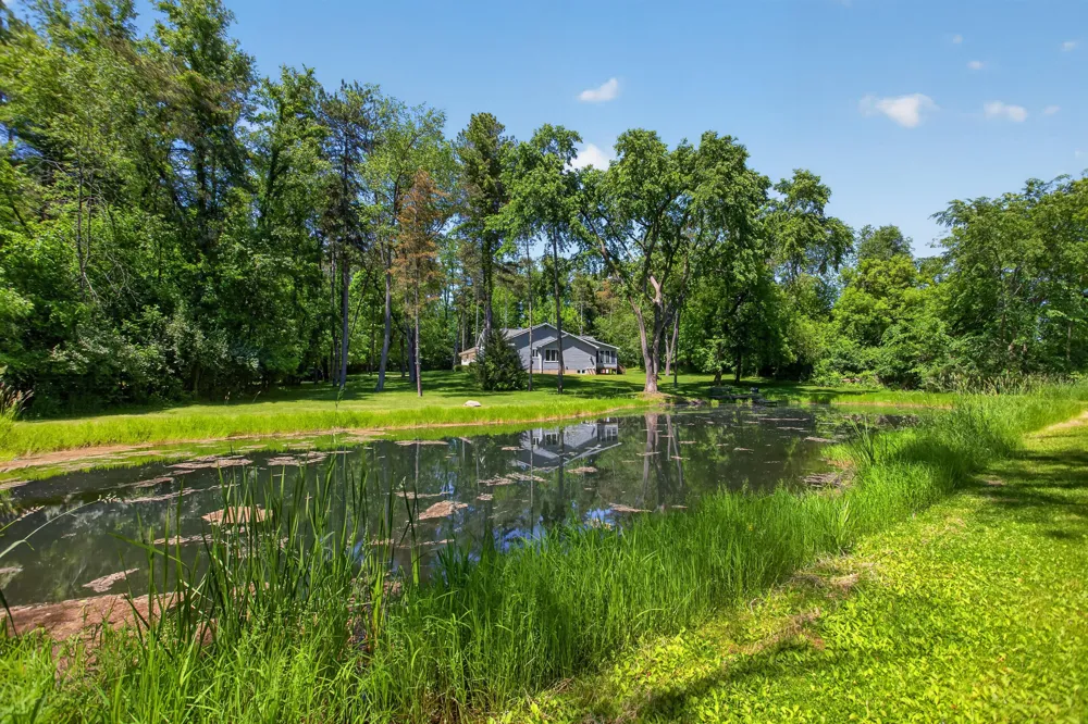 7655 Riverside Road Brooklyn, MI 49230