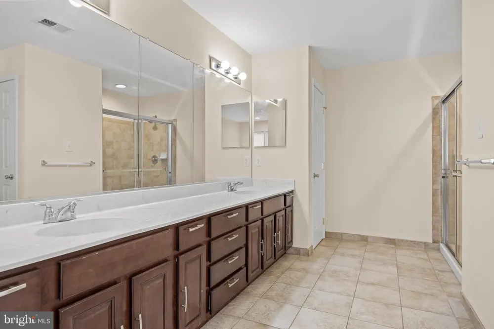 209 PEONY LANE Sewell, NJ 08080