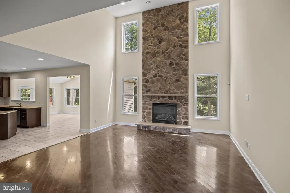 209 PEONY LANE Sewell, NJ 08080