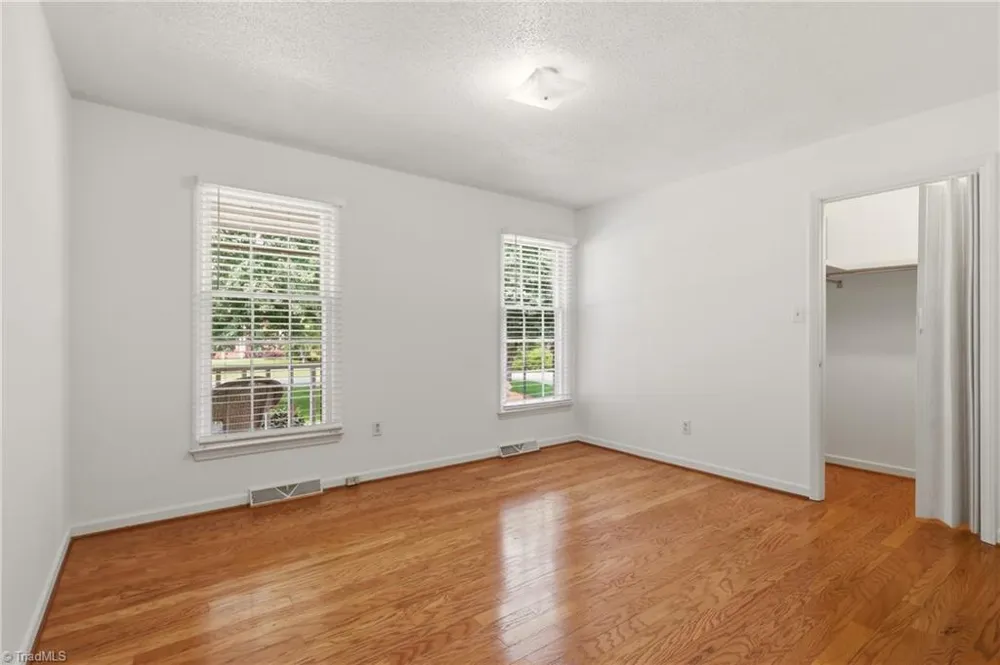 6905 Crandall Court Clemmons, NC 27012